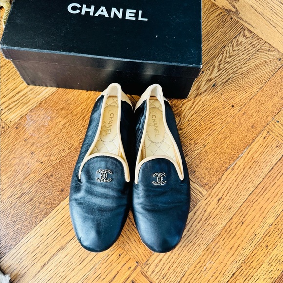 Chanel Black and Cream Leather Loafers